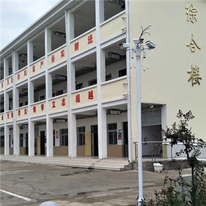 監(jiān)控立桿