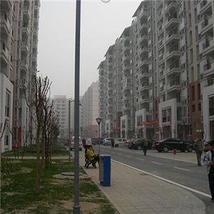 監(jiān)控立桿