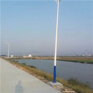 太陽能路燈